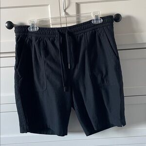 Athleta Men’s Black Farallon 9” Bermuda Shorts UPF50+ w/ Pockets - Size 10
